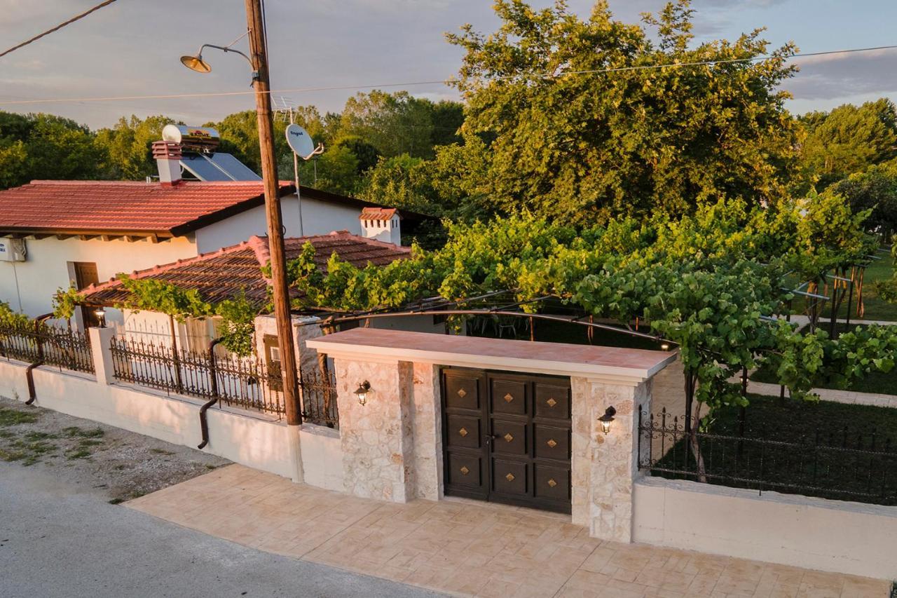 Villa La Varik 1 Litóchoron Buitenkant foto